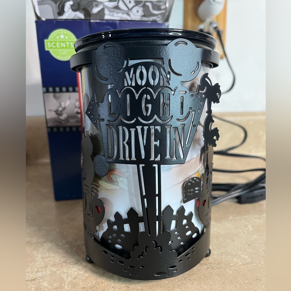 Scentsy Disney Black Moonlight Drive-In Cutout Metal Warmer
